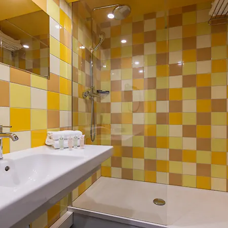 Hotel Western Grand Parc Marne La Vallée 3*