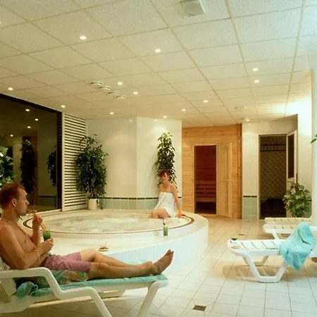 Western Grand Parc Marne La Vallee 酒店 3*